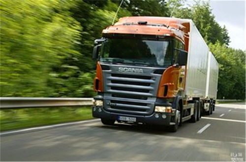 经济增长驱动下的道路货物运输行业 机遇、挑战与未来展望