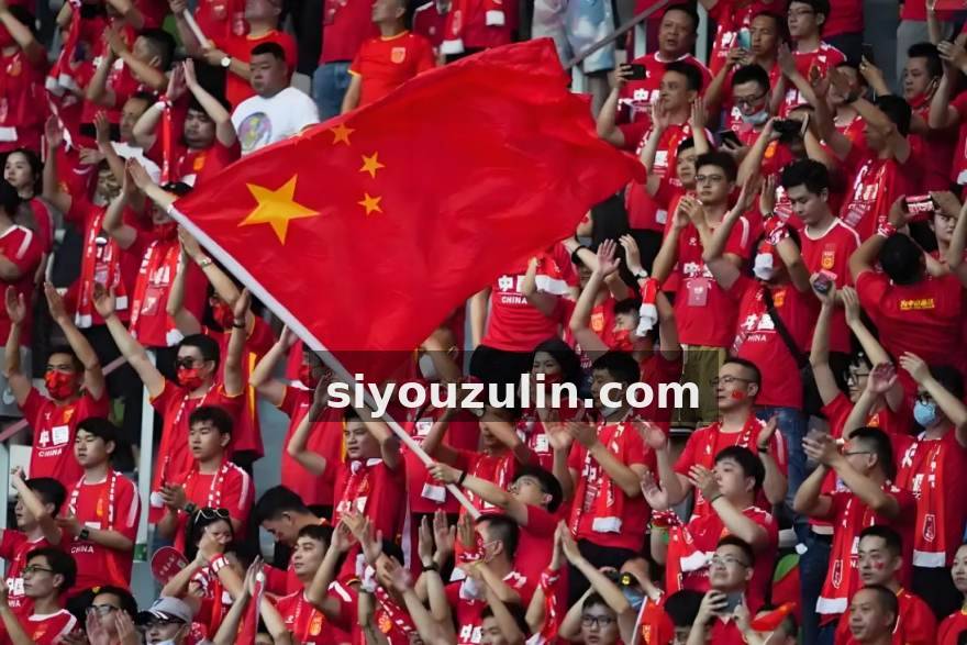 复盘高分段对局：速凌电竞拆解版本中期三套阵容的运营取舍